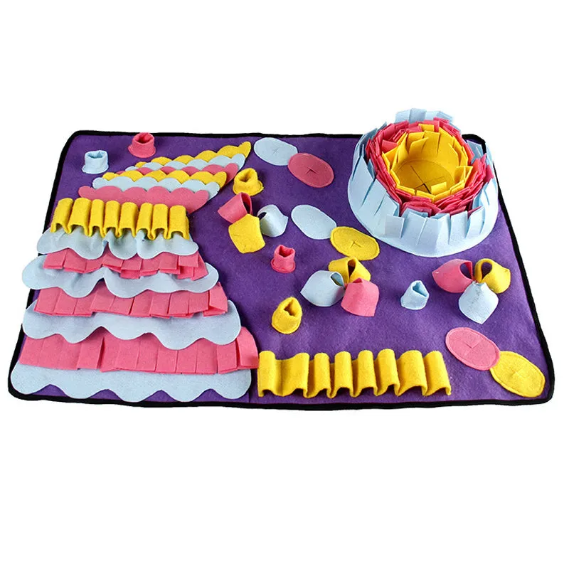 Pet snuffle mat feeding blanket with soft fleece strips and anti-slip silicone points, grey, 70x105cm