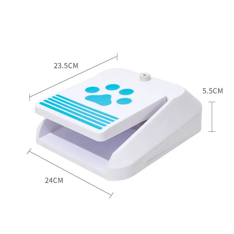 Outdoor automatic dog water feeder in white with iron and PVC construction