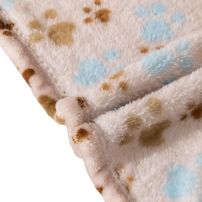Cartoon anime pattern pet blanket with double-sided flannel construction in blue dog or dog's paw designs
