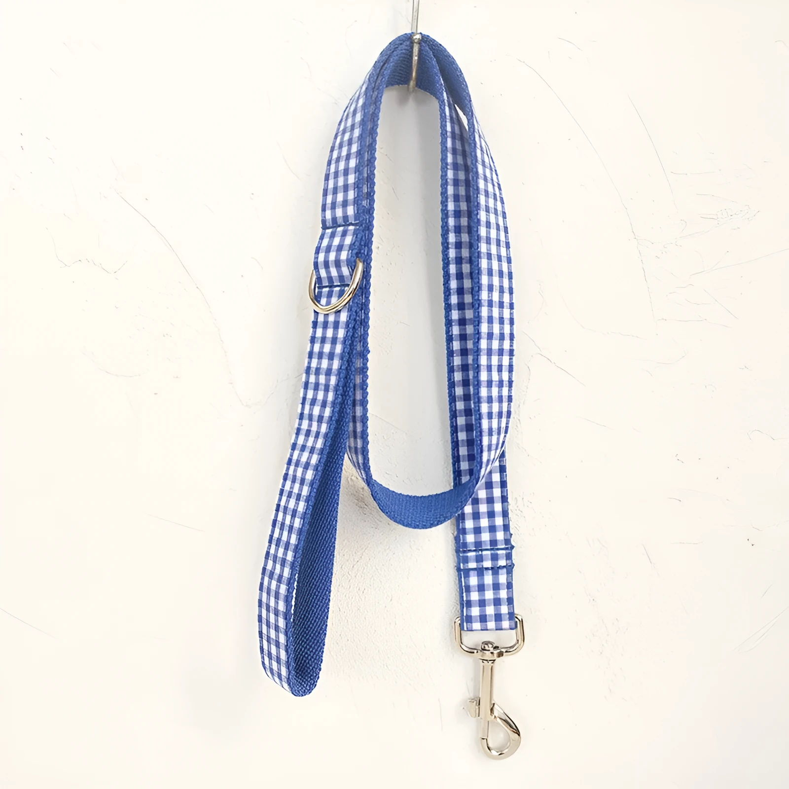 Blue polyester dog leash for pets with five size options and metal clip