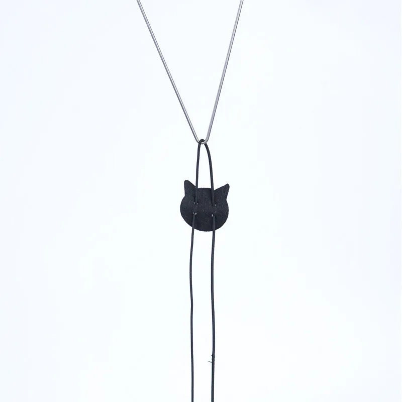 Pet telescopic hanging door cat toy with grey mouse shape on elastic rope approximately 1.8 metres long, with triangle hook and adjustable buckle