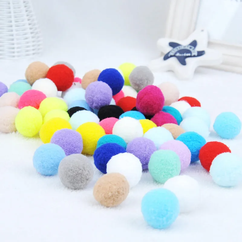 Soft plush cat toys in pack of 30 or 70 pieces for interactive play