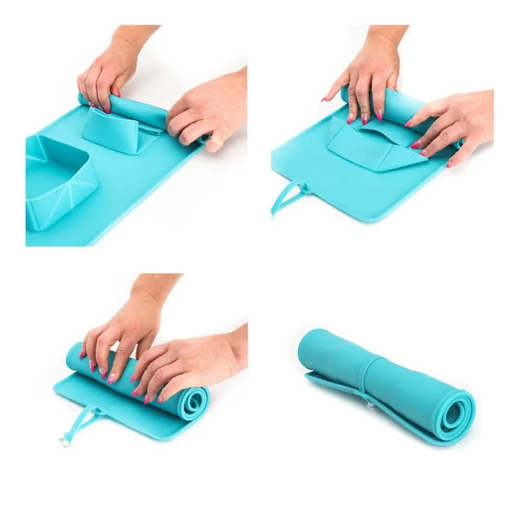 Green silicone travel bowl for dogs and cats, foldable with dual compartments, 600 ml capacity