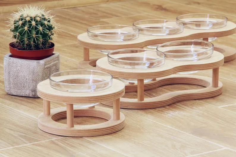 Wooden pet bowl rack with glass bowls – double bowl size 24x9cm for cats or small dogs