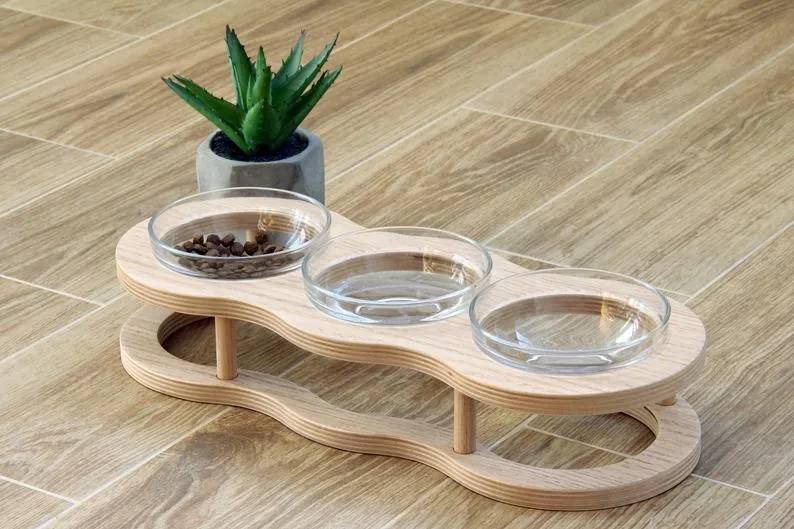 Wooden pet bowl rack with glass bowls – double bowl size 24x9cm for cats or small dogs