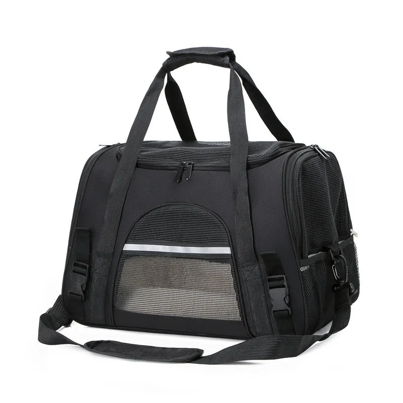 Portable outdoor pet carrier bag in Oxford cloth with side zipper openings, for cats and dogs under 10 kg