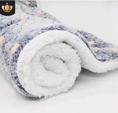 Coral cashmere pet blanket mat with reactive printing, showing a starry sky pattern on a 50x40cm size