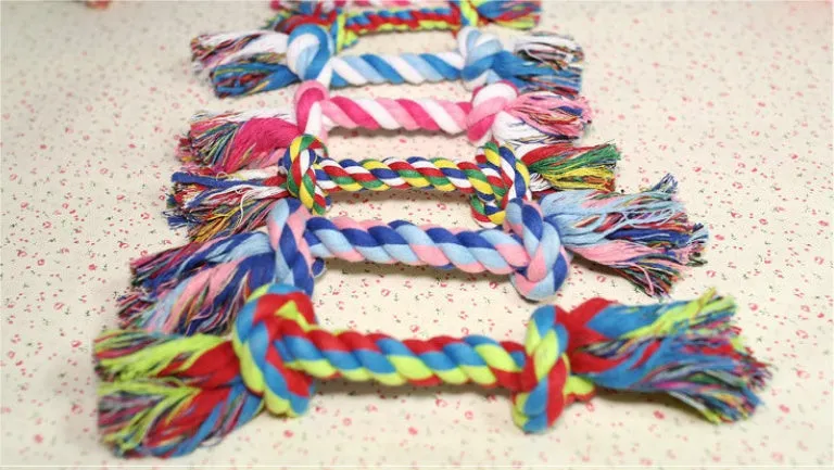 Bone-shaped double knot cotton rope dog chew toy in three lengths with random colour selection