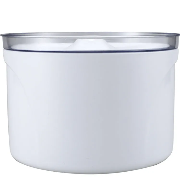 White automatic pet water dispenser with 2.5L capacity and circulation pump for cats and dogs