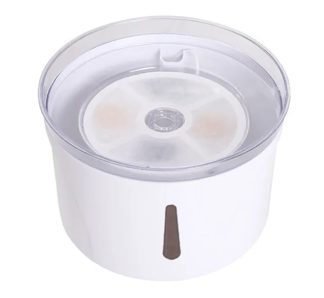 White automatic pet water dispenser with 2.5L capacity and circulation pump for cats and dogs