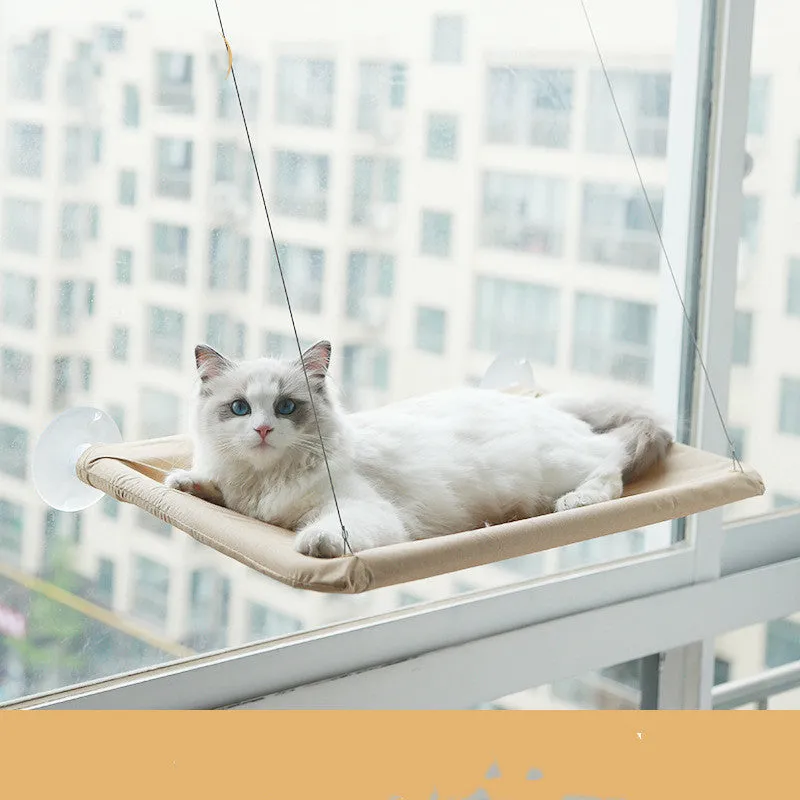 Cat hammock made of Oxford cloth with plastic steel wire, 55cm long, hanging on window with suction cups
