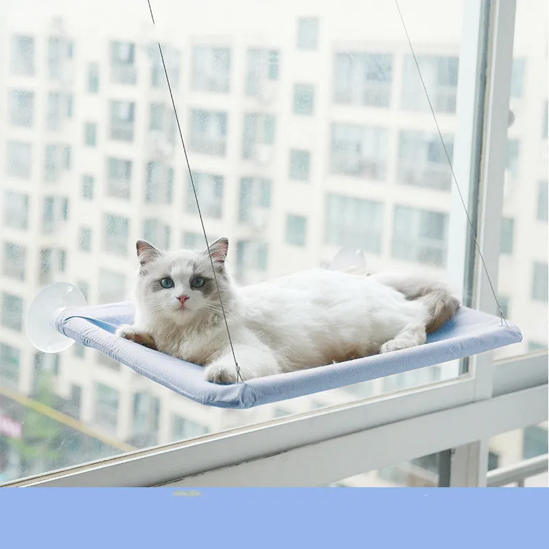 Cat hammock made of Oxford cloth with plastic steel wire, 55cm long, hanging on window with suction cups