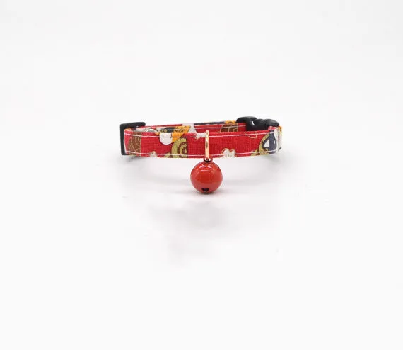 Lightweight red jubilant decoration bell collar for cats with adjustable strap and bell, available in four patterns