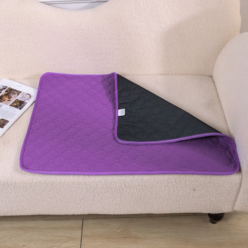 Washable non-slip dog urinal pad in purple made from bird eye cloth with water-repellent layer, size L 70x50 cm