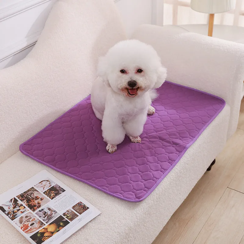 Washable non-slip dog urinal pad in purple made from bird eye cloth with water-repellent layer, size L 70x50 cm