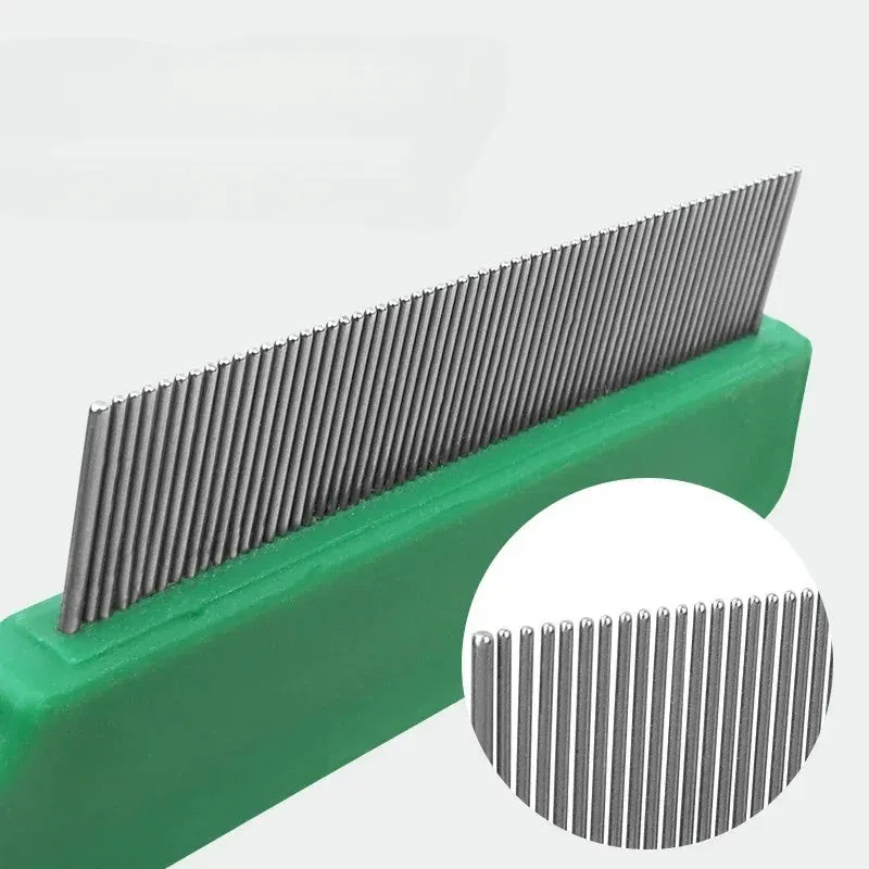 Green plastic handle pet flea comb with stainless steel pins for dog and cat grooming