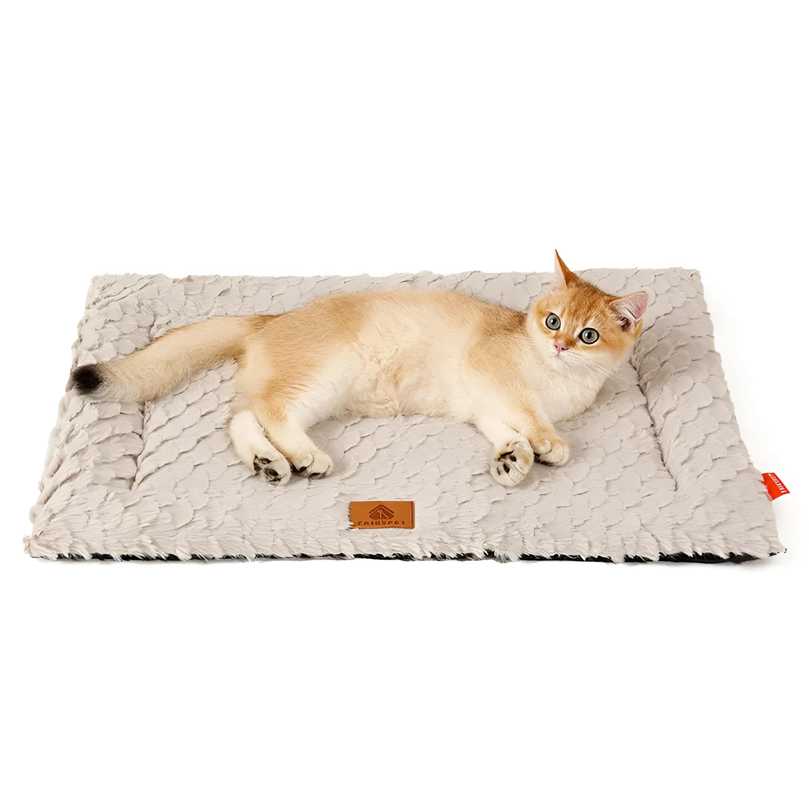 Pv wool cushion with fish scale pattern in brown for dogs and cats, available in multiple sizes