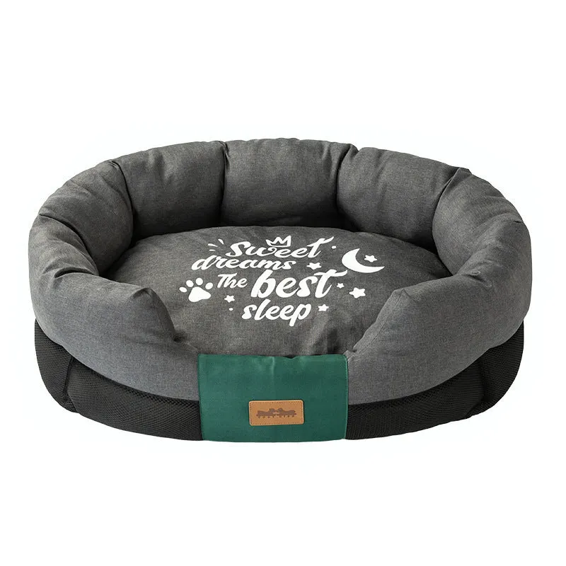 Dog car pet mat in cloth fabric, anti-tearing dirt-resistant, universal fit, available in Christmas Red colour
