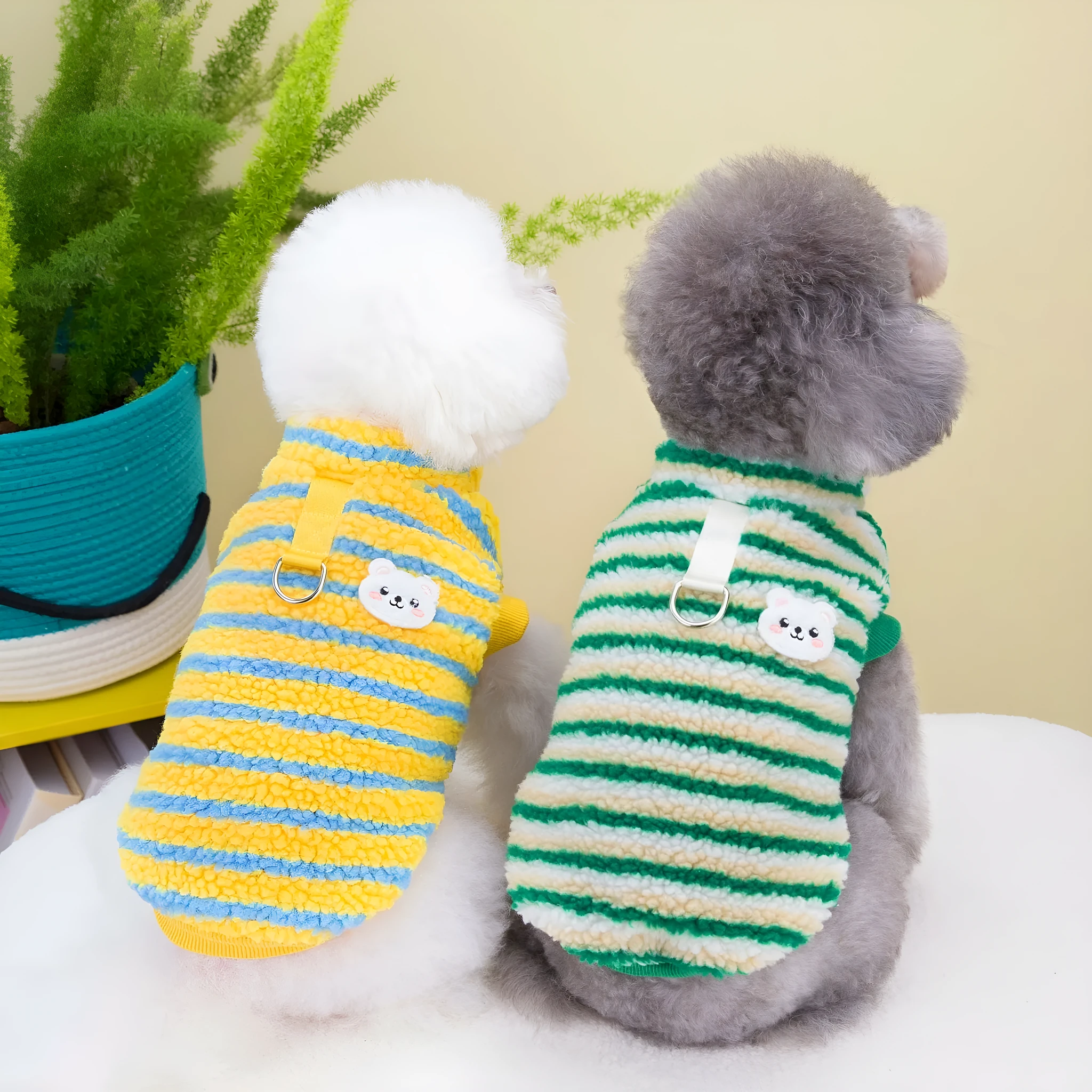 Thickened striped bear pet top in polar fluff, green colour, for dogs, casual style