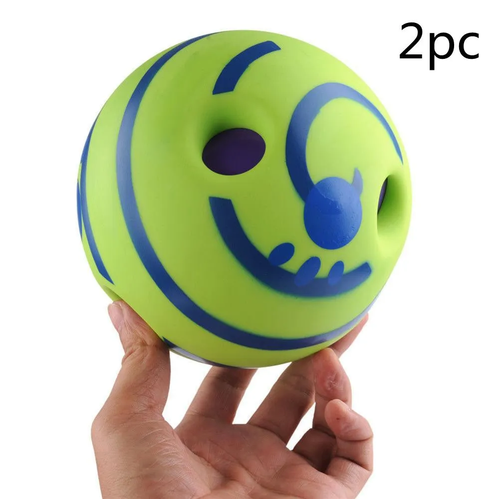 Green vinyl dog molar training ball with 10cm diameter for bite-resistant chew and fetch play