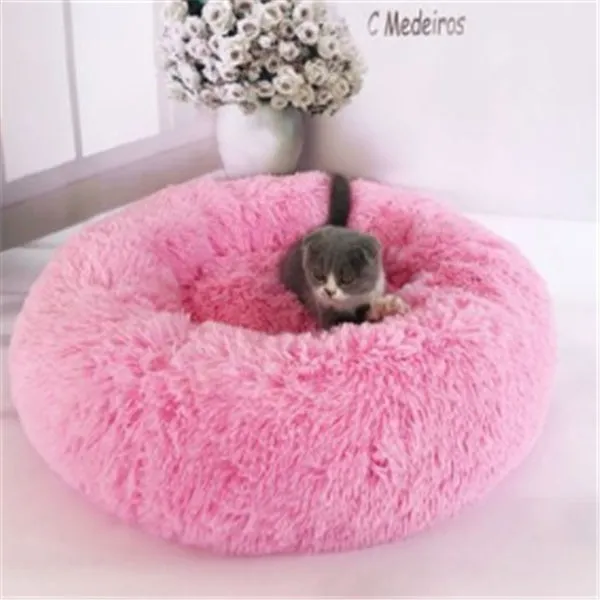 Round long-hairy pet bed in soft plush with 4cm pile, non-slip bottom, suitable for cats and dogs