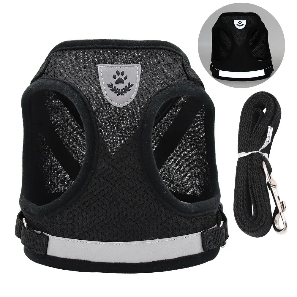 Polyester dog chest strap harness in red reflective small-hole colour, front view on white background