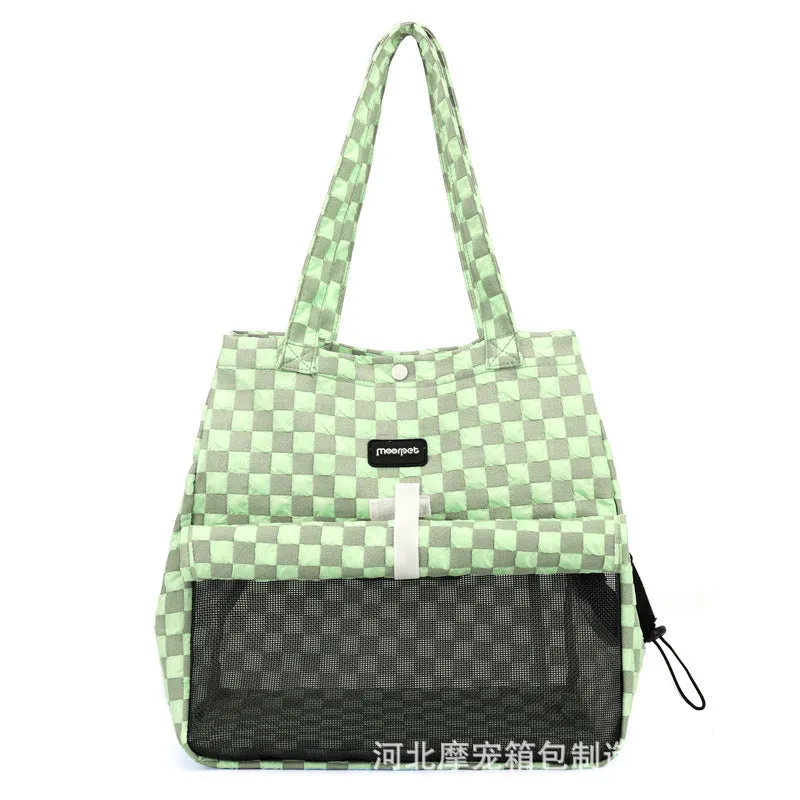 Portable cat bag in bubble composite cloth with shoulder strap, available in four colours