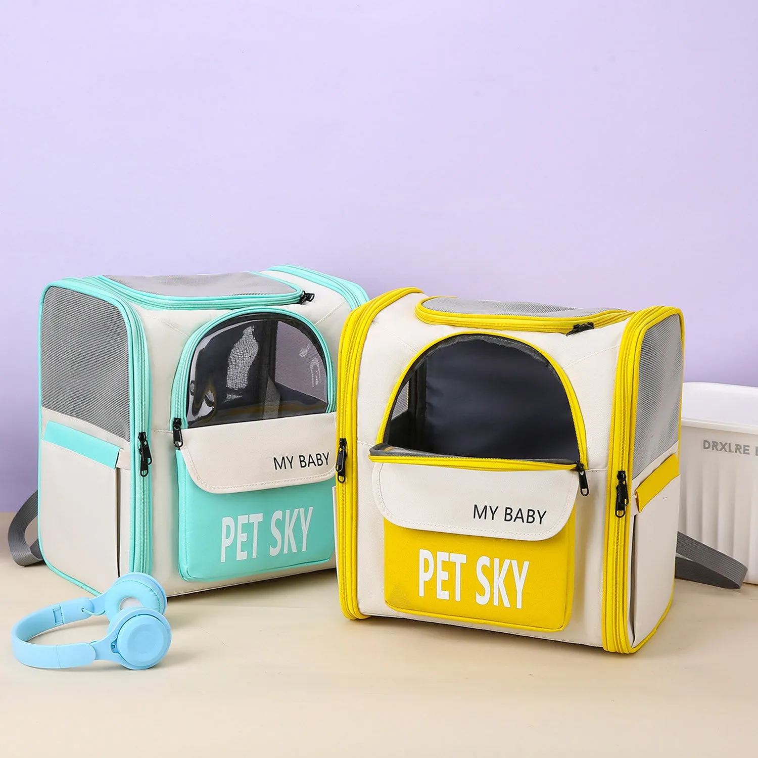 Outdoor portable pet carrier backpack in Oxford cloth with breathable design, black colour option