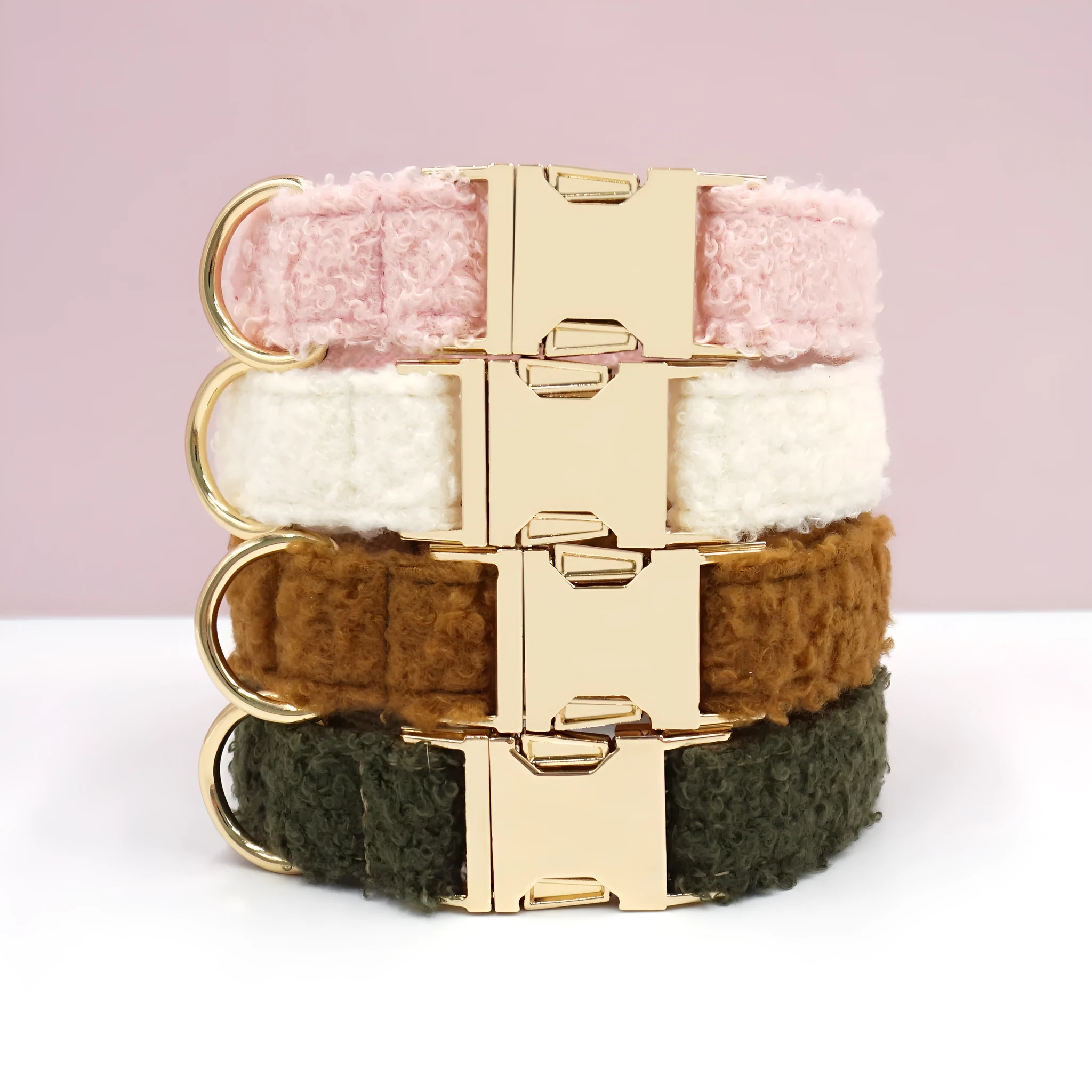 Teddy plush polyester velvet pet collar with adjustable lettering for dogs in white, pink, brown and military green
