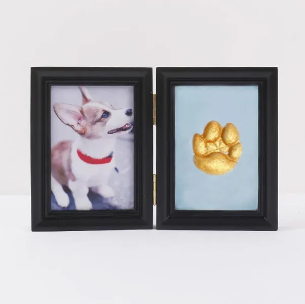 Solid wood cat palm print photo frame with gold lacquer and seal paste kit on table
