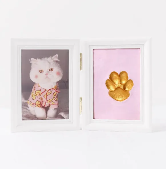 Solid wood cat palm print photo frame with gold lacquer and seal paste kit on table