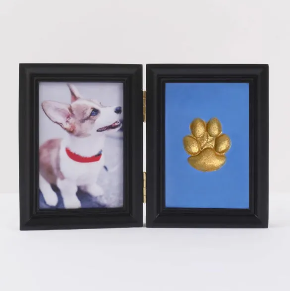 Solid wood cat palm print photo frame with gold lacquer and seal paste kit on table
