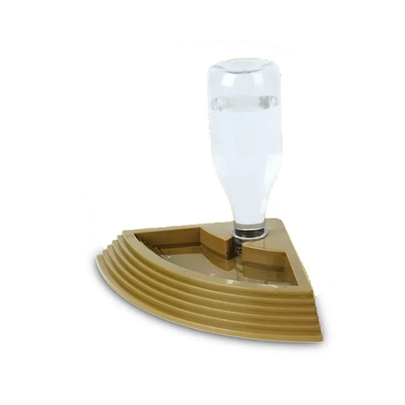 Reptile automatic drinking fountain in fan shape made from food grade ABS, black colour option