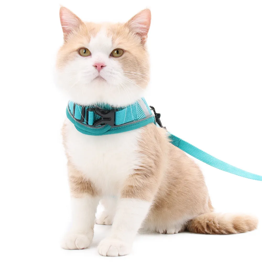 Adjustable reflective dog breast strap harness in solid colour, polyester fibre mesh, with rope handle