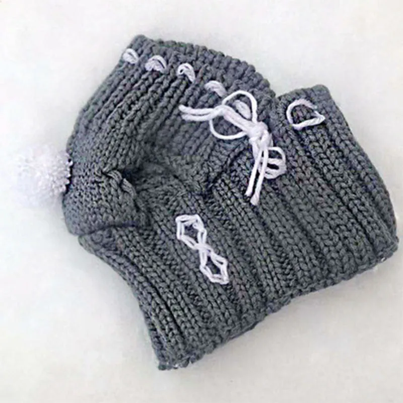 Grey 100% cotton knitted winter hat for small female dogs