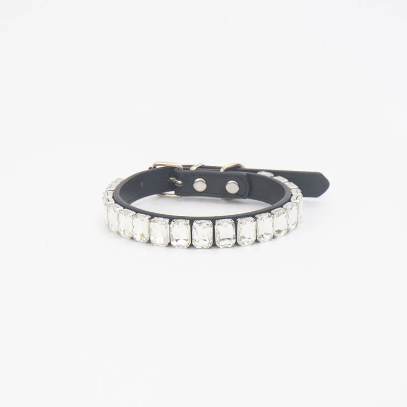 PU pet collar in multiple colours with size options XS to XL for dogs and cats
