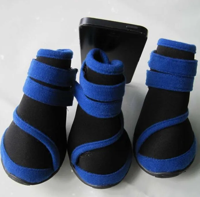 Pet dog shoes in blue with neoprene upper and beef tendon bottom, side view showing size and colour