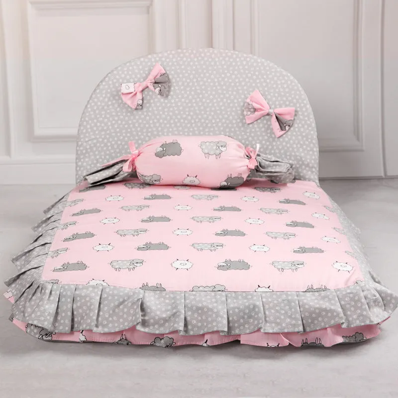 Creative square dog mat in pink, made from pure cotton with removable cover