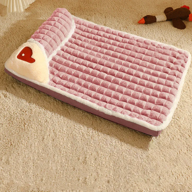 Thickened green sleeping cushion with rabbit hair and sponge padding on a chair