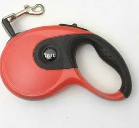 5 metre retractable dog leash with ABS housing and metal lock in blue