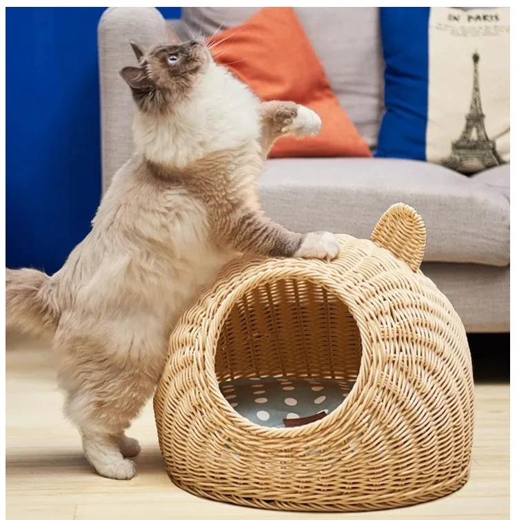 Rattan cat litter box with cat ears design, beige colour, enclosed pet nest with rattan and fabric construction