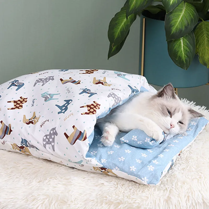 Warm semi-enclosed cat bed with removable washable quilt, cloth cave design for small to large cats
