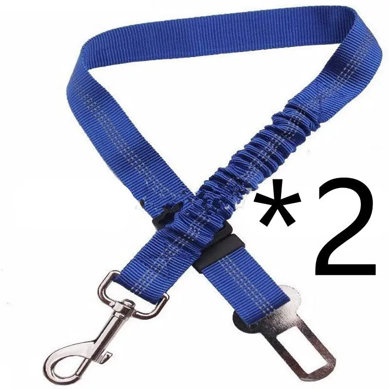 Nylon dog car seat belt towing rope in blue, 84cm extended length, on a white background