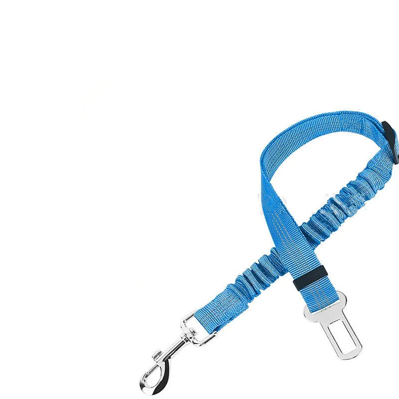 Nylon dog car seat belt towing rope in blue, 84cm extended length, on a white background