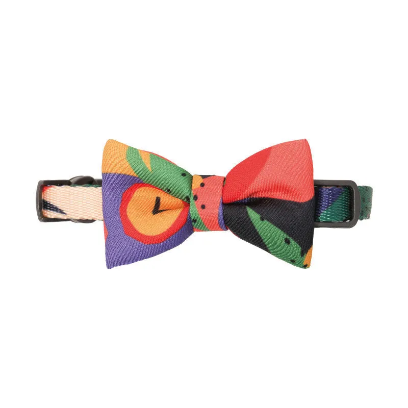 Cat collar with bow tie in cotton material, beast color block pattern