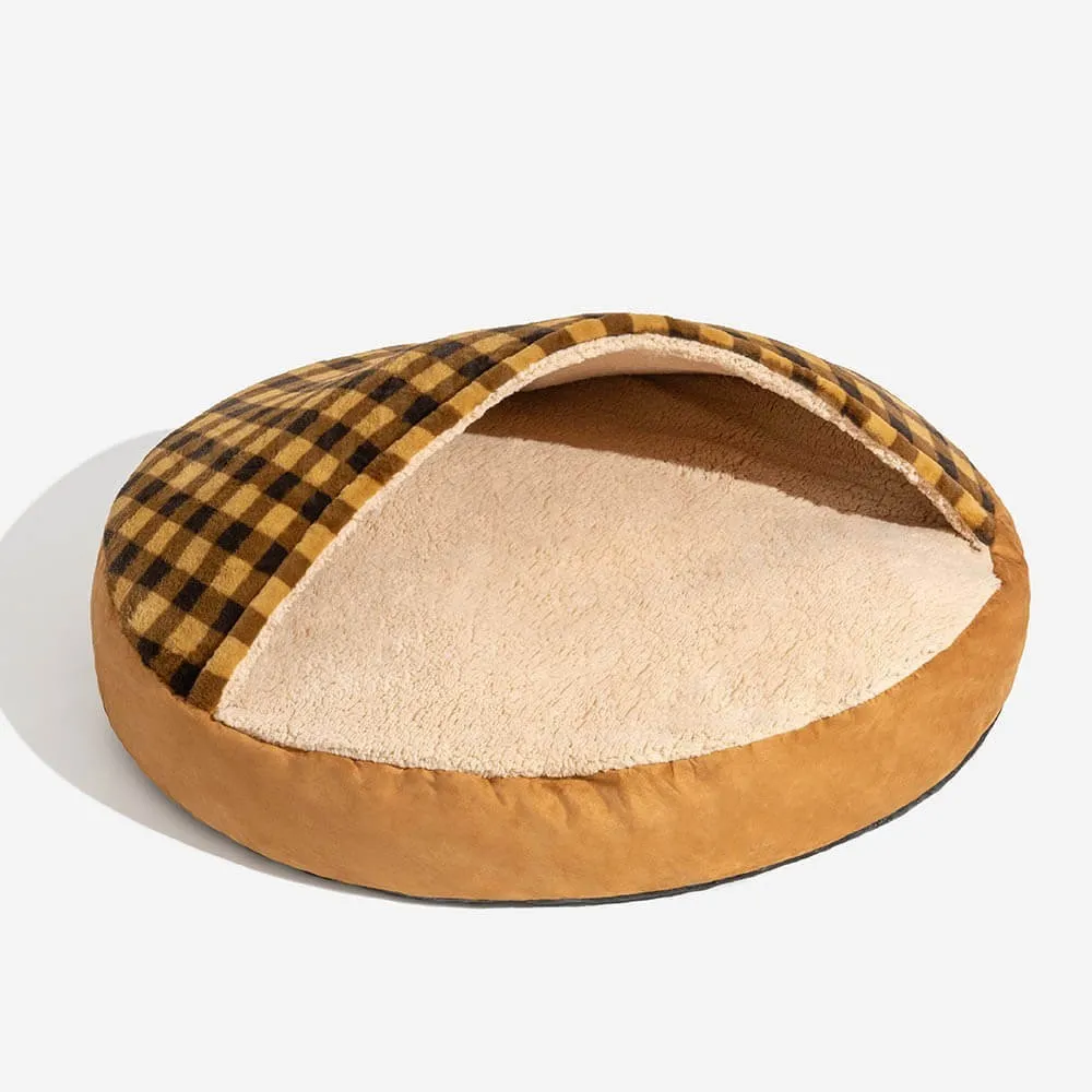 Plush dog nest bed in cloth with plaid pattern for small to large dogs