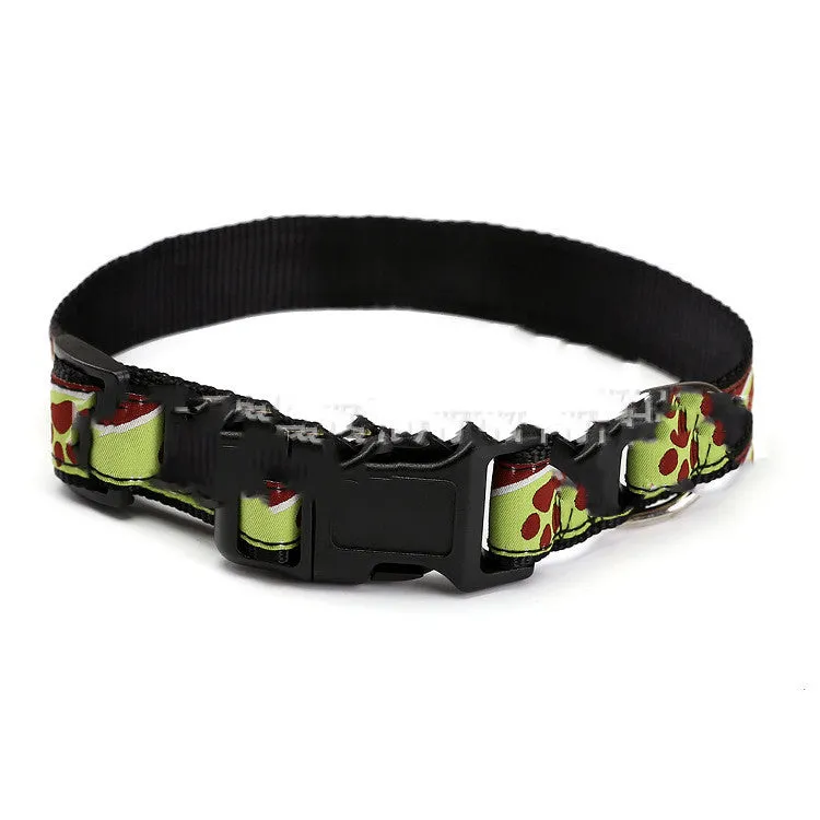 Nylon weaving mark pet collar with dog paw pattern in blue on white background