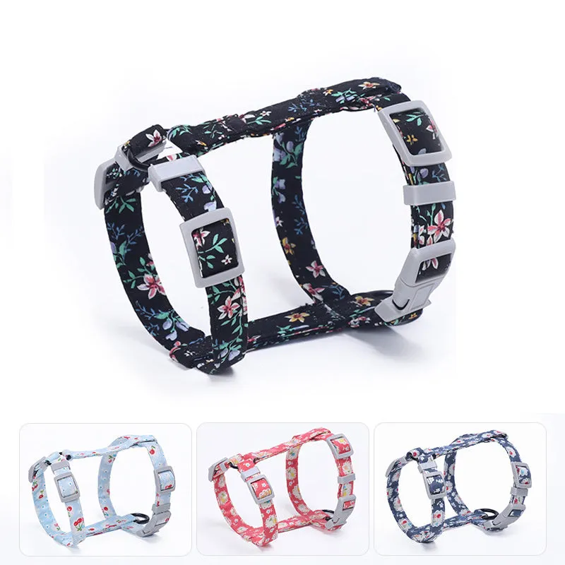 Cat I-shaped chest harness in blue with metal accessories and 150cm rope lead on white background