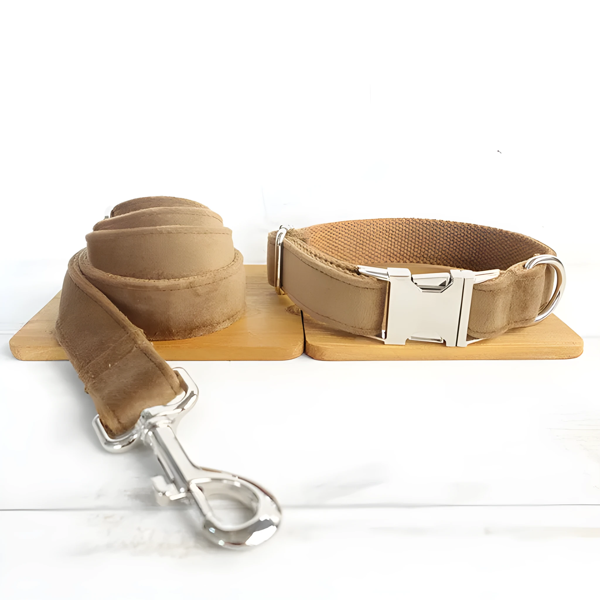 Green nude velvet adjustable pet collar on a light background, with polyester construction and scalable buckle