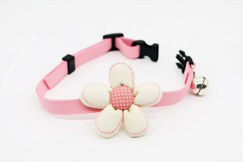 Small pet cat bell collar with bow tie in beige flower and pink rope, adjustable 15-40cm neck